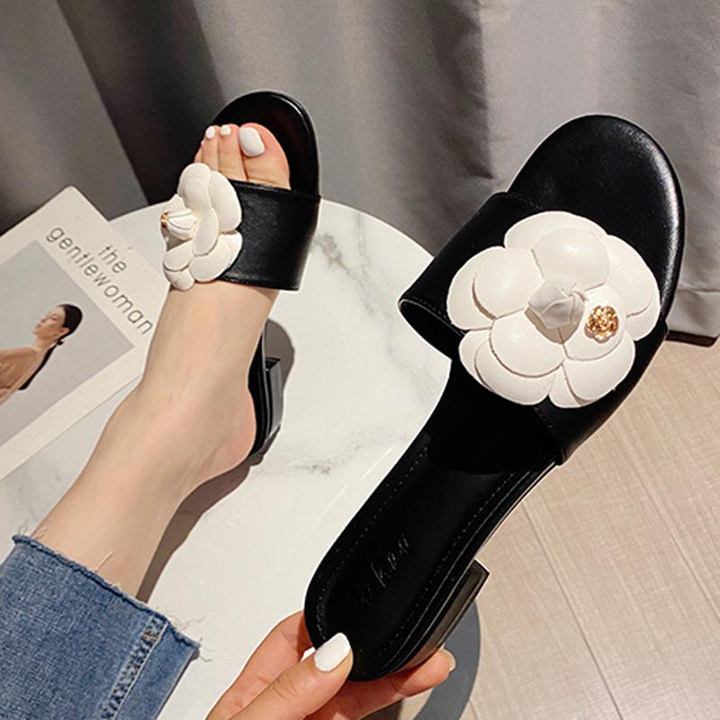 Fashion Delicate Woman Floral Sandals Low Square Heels Slippers Femme Shoes Summer Ladies Open Toe Flipflops Luxury Camellia Slides 2025