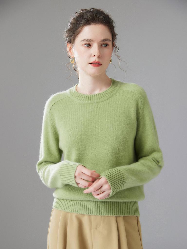 Soft, Skin-Friendly Cashmere Sweater – Stylish Saddle Shoulder, Round Neck, Loose Fit, Slimming Design for Autumn/Winter 2026 Women’s Collection