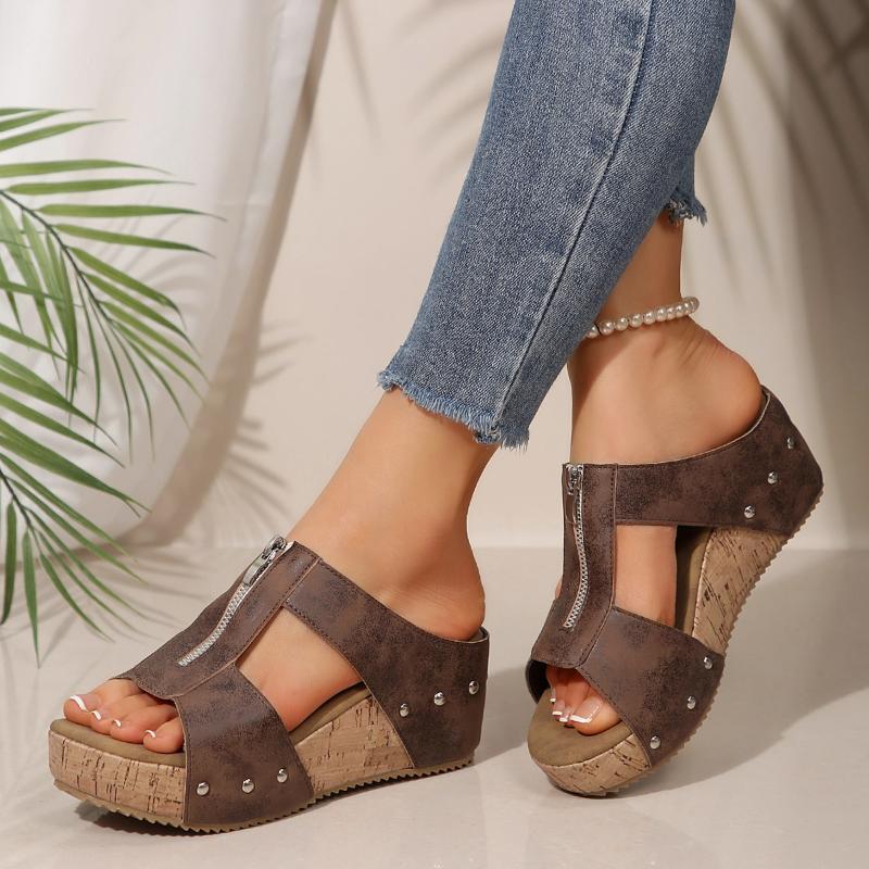 Fashion Ladies Shoes 2025 Open Toe Women's Slippers Fashion Outdoor Plus Size Rivet Summer Casual Zipper Best Seller Platform Slippers