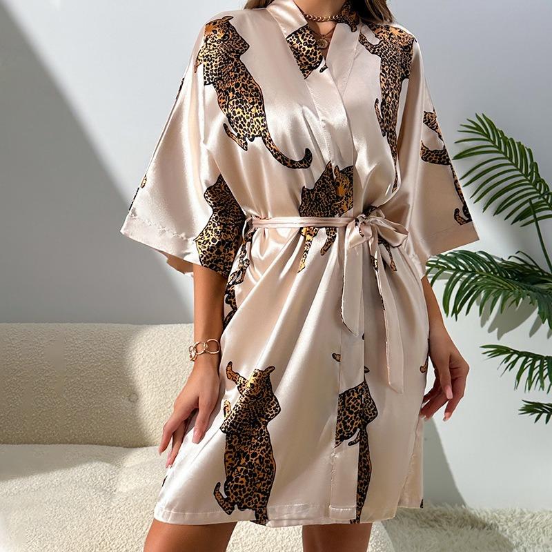 Casual Home Wear - Simple and Fashionable Bathrobe for Women - Summer Silk Imitation Fabric Nightgown for Sleeping
