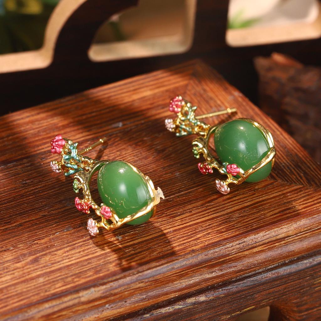Antique new Chinese style flower fringed pearl earrings Hanfu accessories earrings imitation Hetian jade green agate temperament ear hook