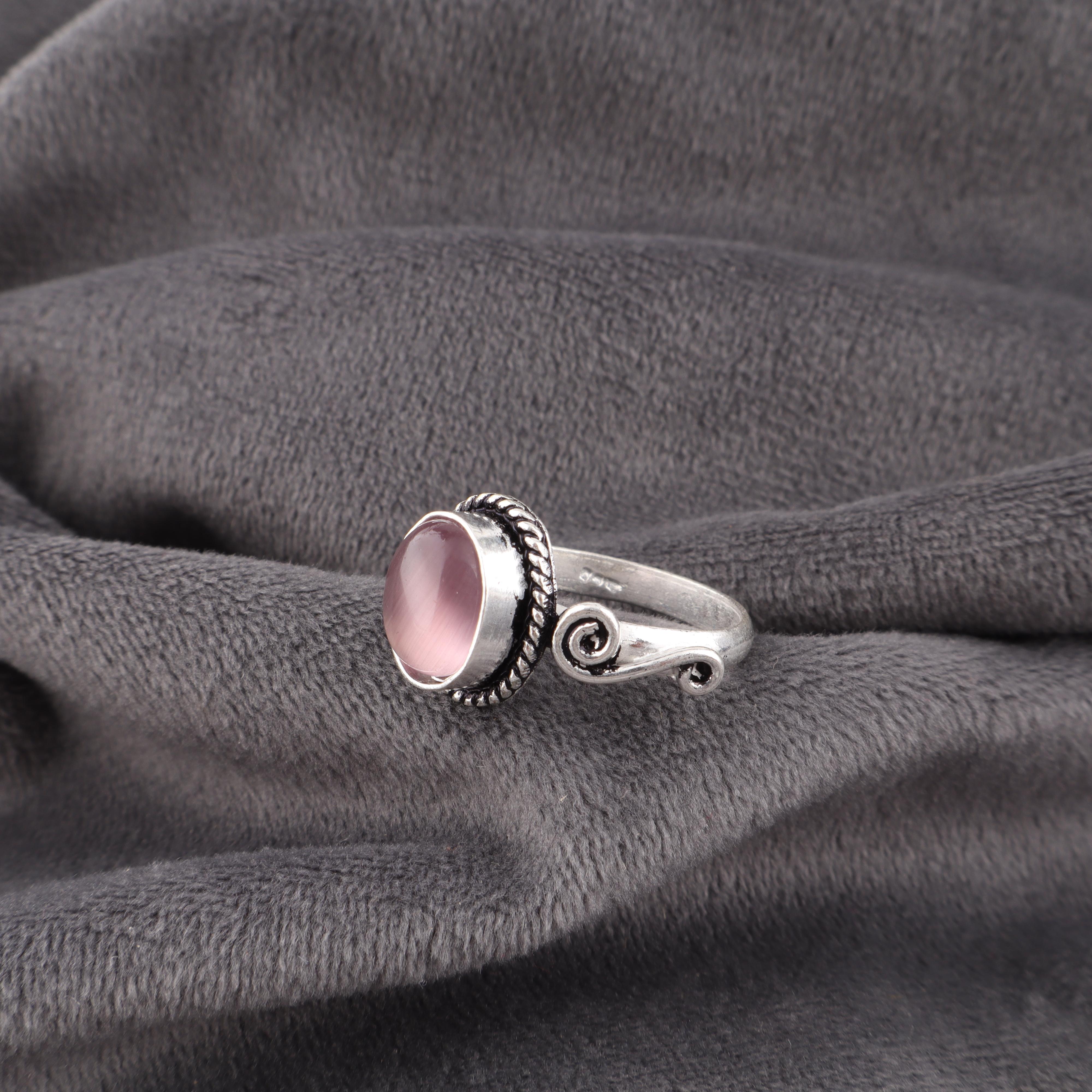 

Кольцо из стерлингового серебра 925 пробы с фиолетовым кошачьим глазом, серебряное украшение ручной работы, великолепное кольцо с драгоценным камнем кошачий глаз для подарка 4.5 фиолетовый