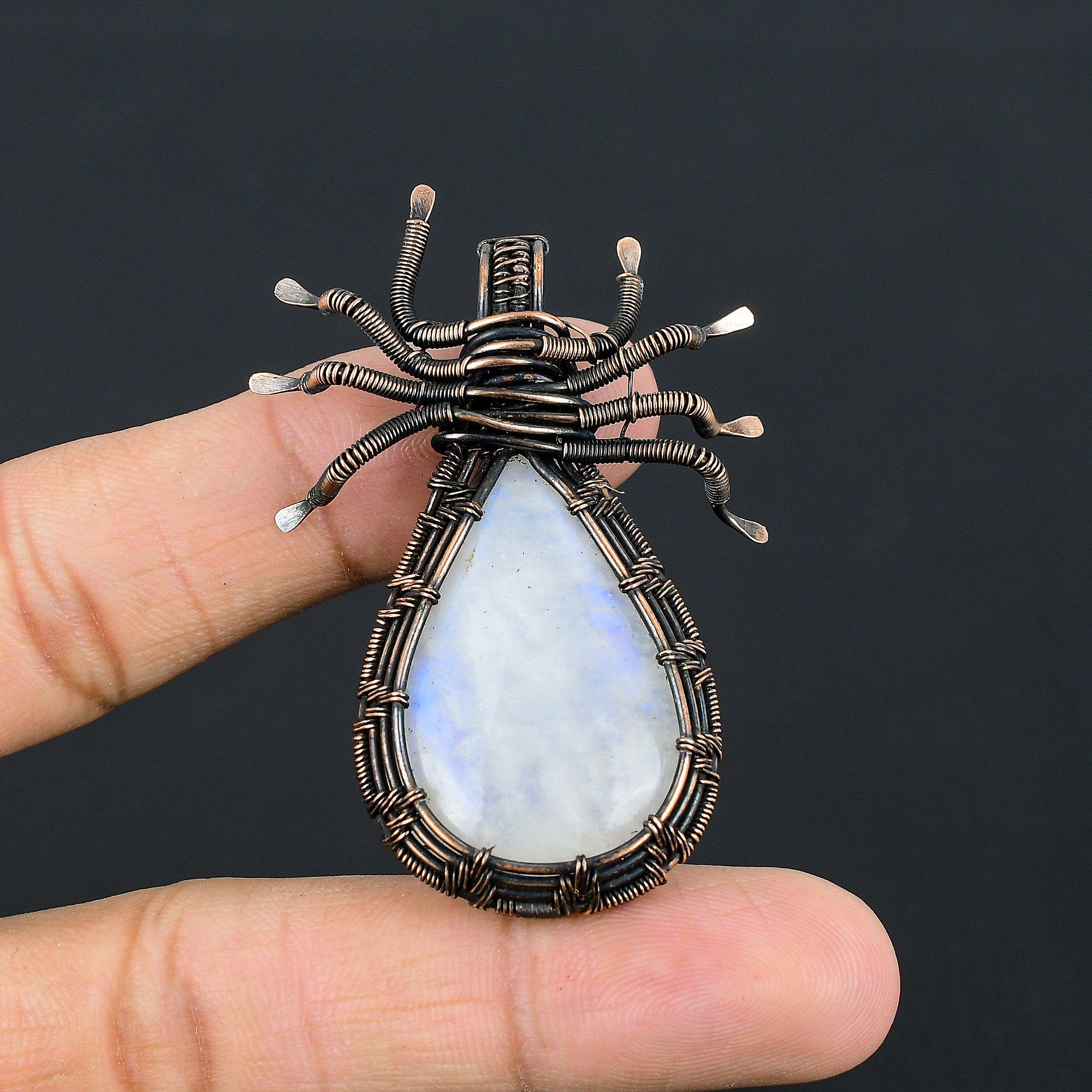 

Кулон из лунного камня, обернутый медной проволокой 999 пробы, кулон из драгоценного камня ручной работы, подарок для мамы, антикварное украшение 2.55 Inches