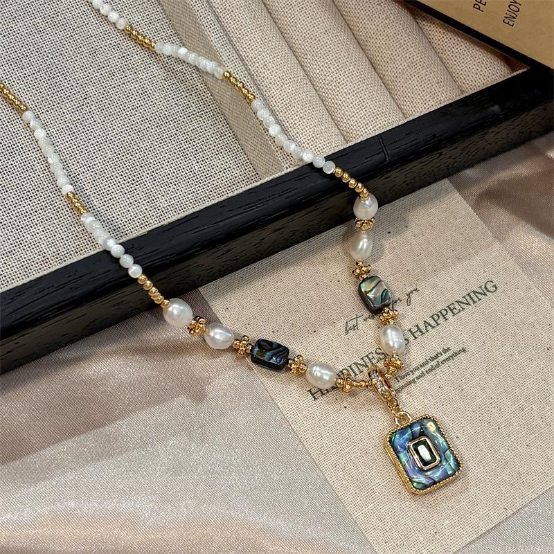 Freshwater Pearl Necklace, Natural Abalone Shell Pendant Choker, Luxurious and Exclusive High-end Neck Chain
