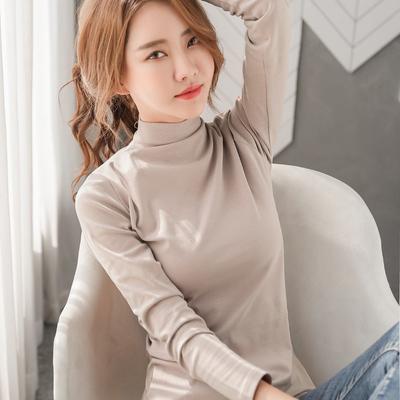 Topy – Svetry a trička s dlouhým rukávem