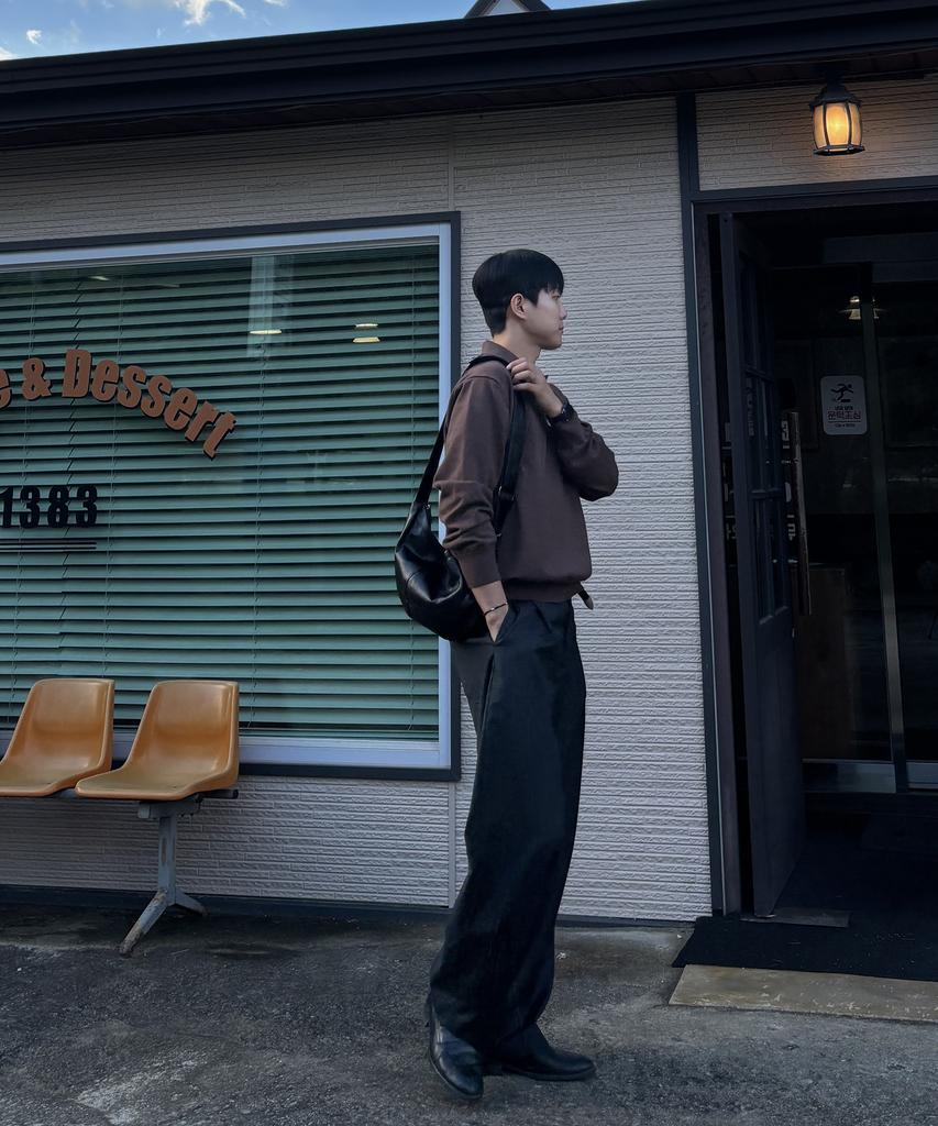 CUZNELLO Soft Collar Knit_Brown