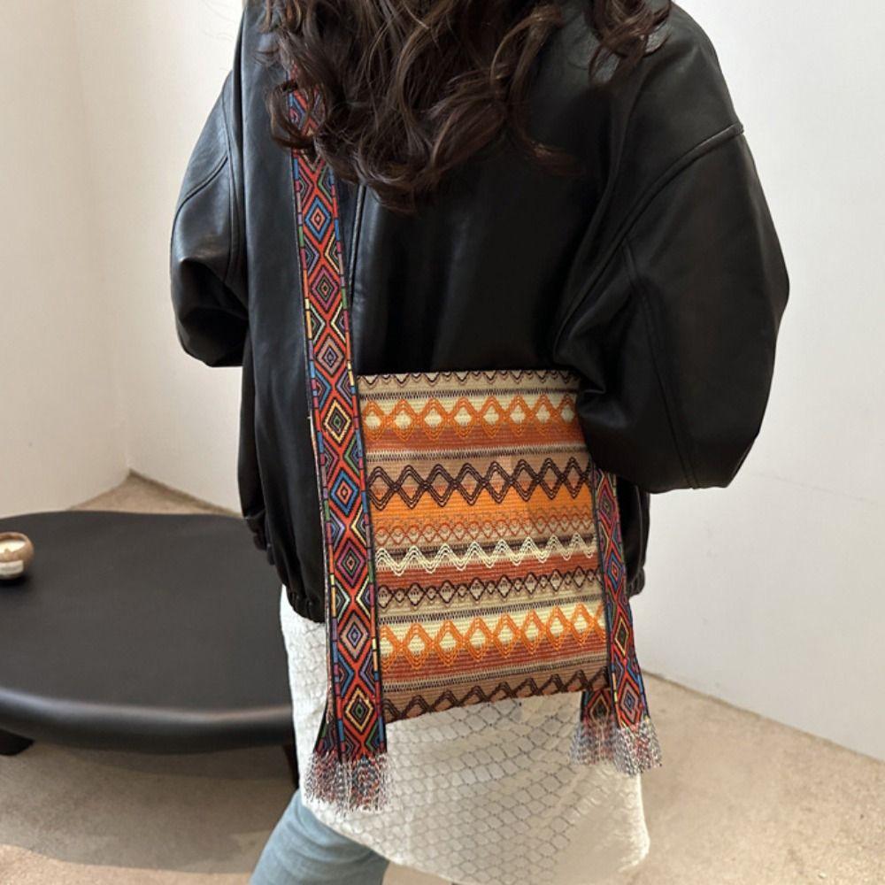 Tassel Ethnic Style Crossbody Bags Woven Bag Bohemian Shoulder Bag Fringe Shoulder Bag  Travel