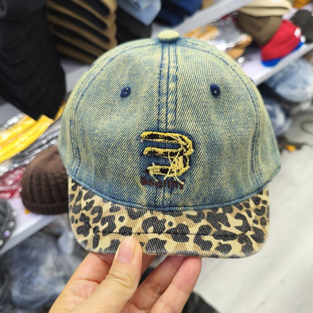 New leopard print splicing color letter embroidery soft top short hat small head circumference fashion personality trend versatile cap