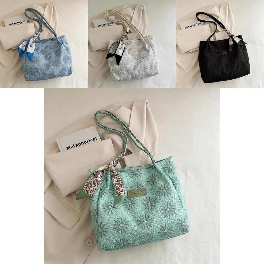 Spacious Canvas Tote Bag For Women 2024 Fashionable And Trendy Street Style Handbag