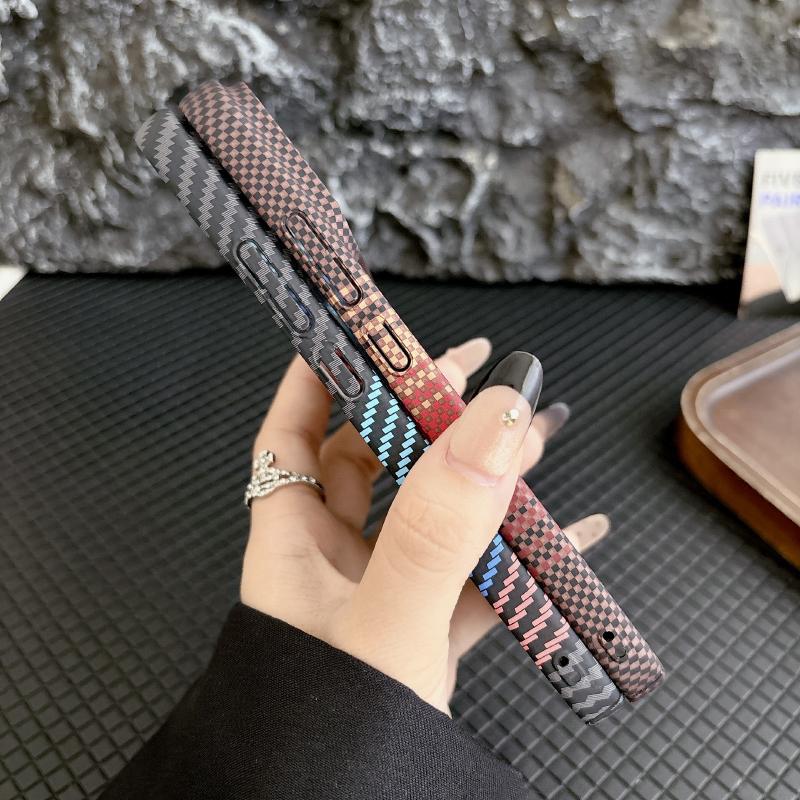 For MagSafe Ultra-Thin Carbon Fiber Patterned Shockproof Phone Case For Xiaomi 17 Pro Max 14 13 15 Ultra Pro Bumper Back Cover