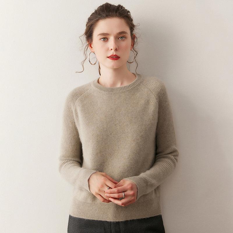 2025 Autumn/Winter Cashmere Round Neck Jacquard Sweater with Raglan Sleeves - Warm, Comfortable, Loose Fit Knit Base Layer