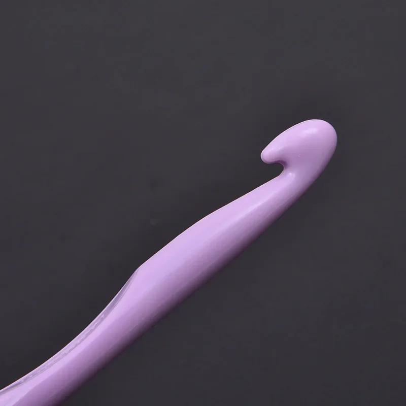 A Set of 12 Sets of DIY Knitting Crochet Tools for Knitting, Plastic Crochet Needles, Plastic Colored Aluminum Crochet Needles