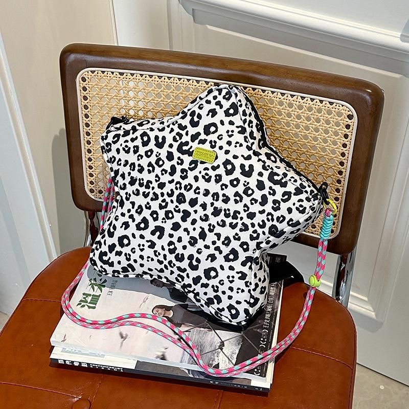 Personalized star backpack spring new fashion leopard print shoulder bag women's large-capacity messenger bag