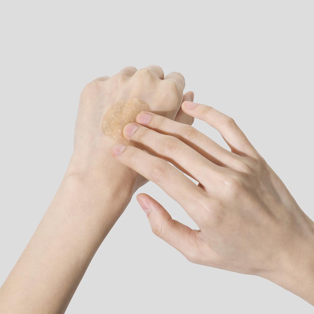 P.CALM Garlic TXA 4 Skin Clearing Serum 30ml