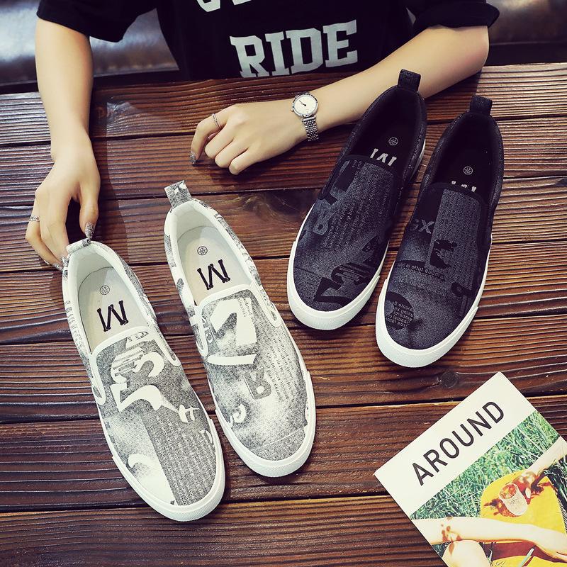New Spring Autumn Men's Vulcanized Shoes Korean Style Black Breathable Casual Slip-On Canvas Shoes Loafers Men Sneakers