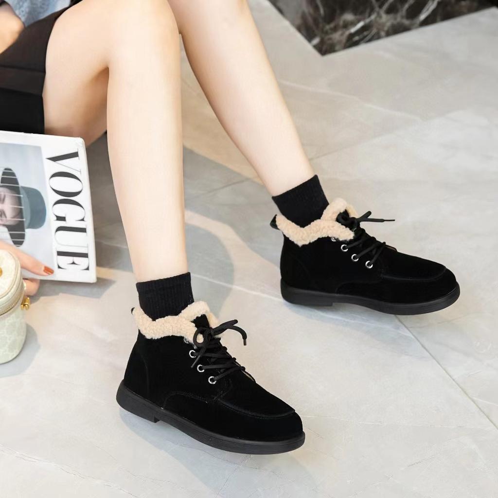 Leather Snow Boots Women's Cotton Shoes Autumn and Winter Soft-soled Piled Thickened Warm Fluffy Shoes Flat-soled Lace-up Short Boots