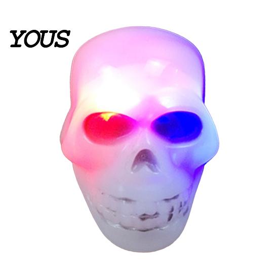 Bague sur le thème d'Halloween Anneaux LED, Anneaux de Doigt Lumineux Jouet pour Enfants Adultes, Décoration de Fête Effrayante Citrouille Fantôme Globule Oculaire Cadeaux Lumineux Friandises