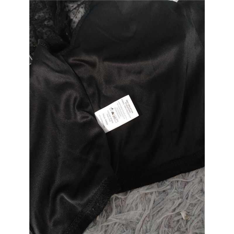 Foreign Trade Order Summer New Ins Comfortable Refreshing Stretch Mesh Delicate Horn Long sleeve Top Single Wear Chest Pad