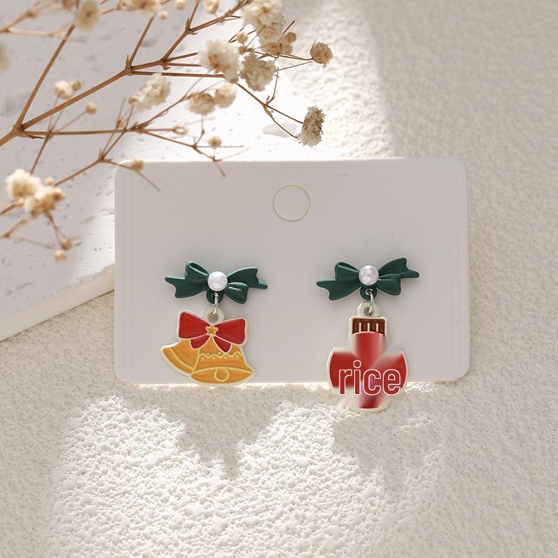 European & American Cartoon Rhinestone Christmas Earrings – High-End Asymmetrical Festive Jewelry for Women