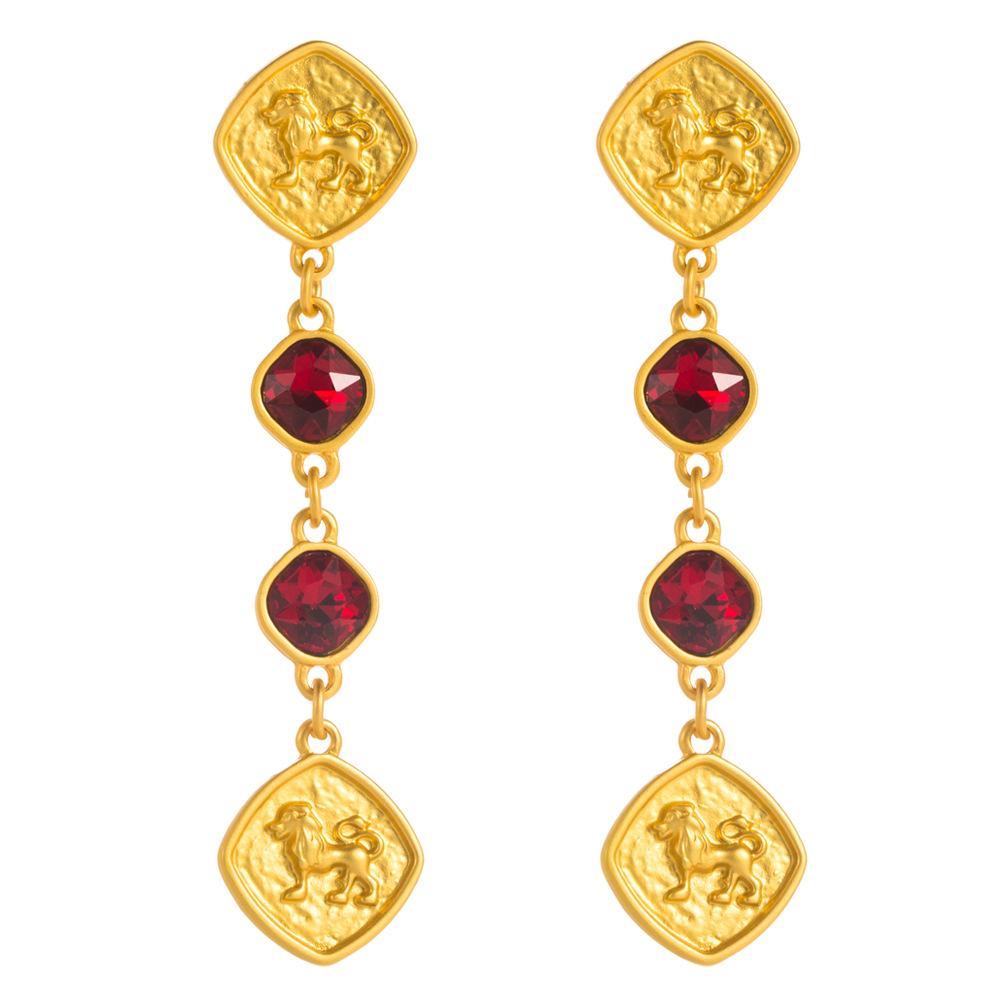 

Модные серьги-подвески для женщин красный