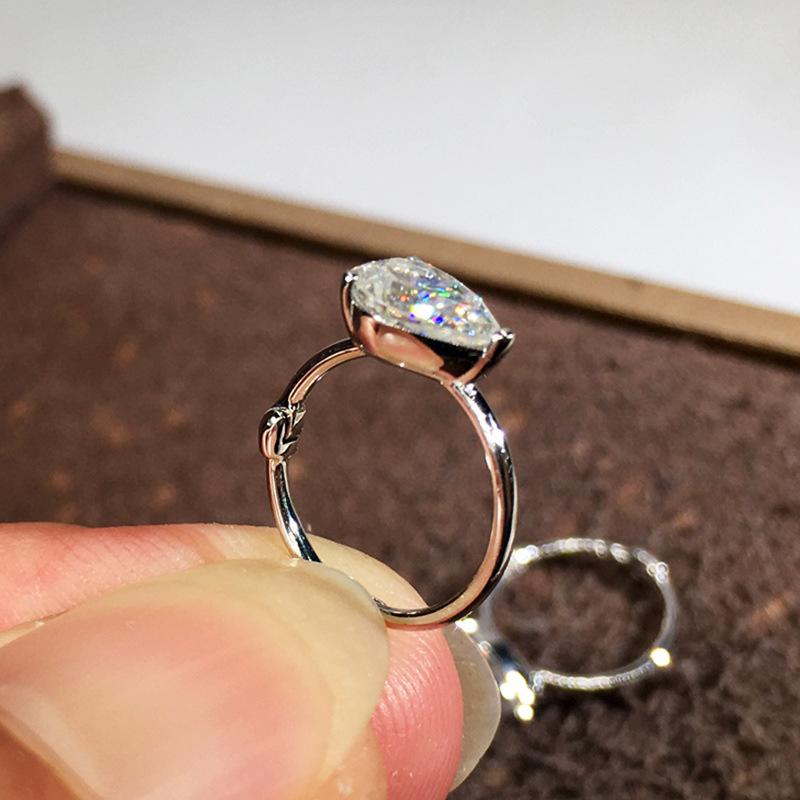 Von Herz zu Herz, Kalter Wind Ohrclips, Minimalistische Wind Metall Wassertropfen Ohrringe, Vielseitige Damenohrringe mit Temperament