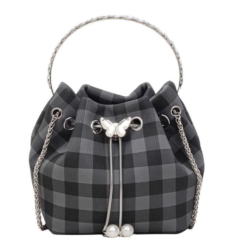 Korean niche design simple and fashionable portable small bag women's 2025 summer new crossbody plaid bucket bag tide