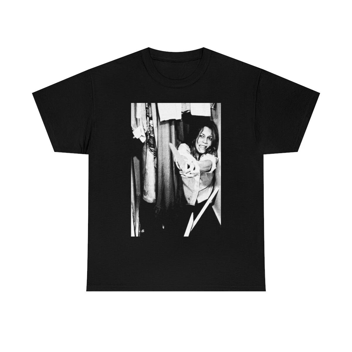

Jamie Lee Curtis as Laurie in Halloween Short Sleeve Tee XL