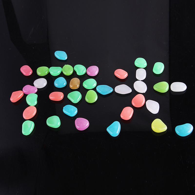 Artificial Glowing Pebbles for Aquariums and Garden Landscaping