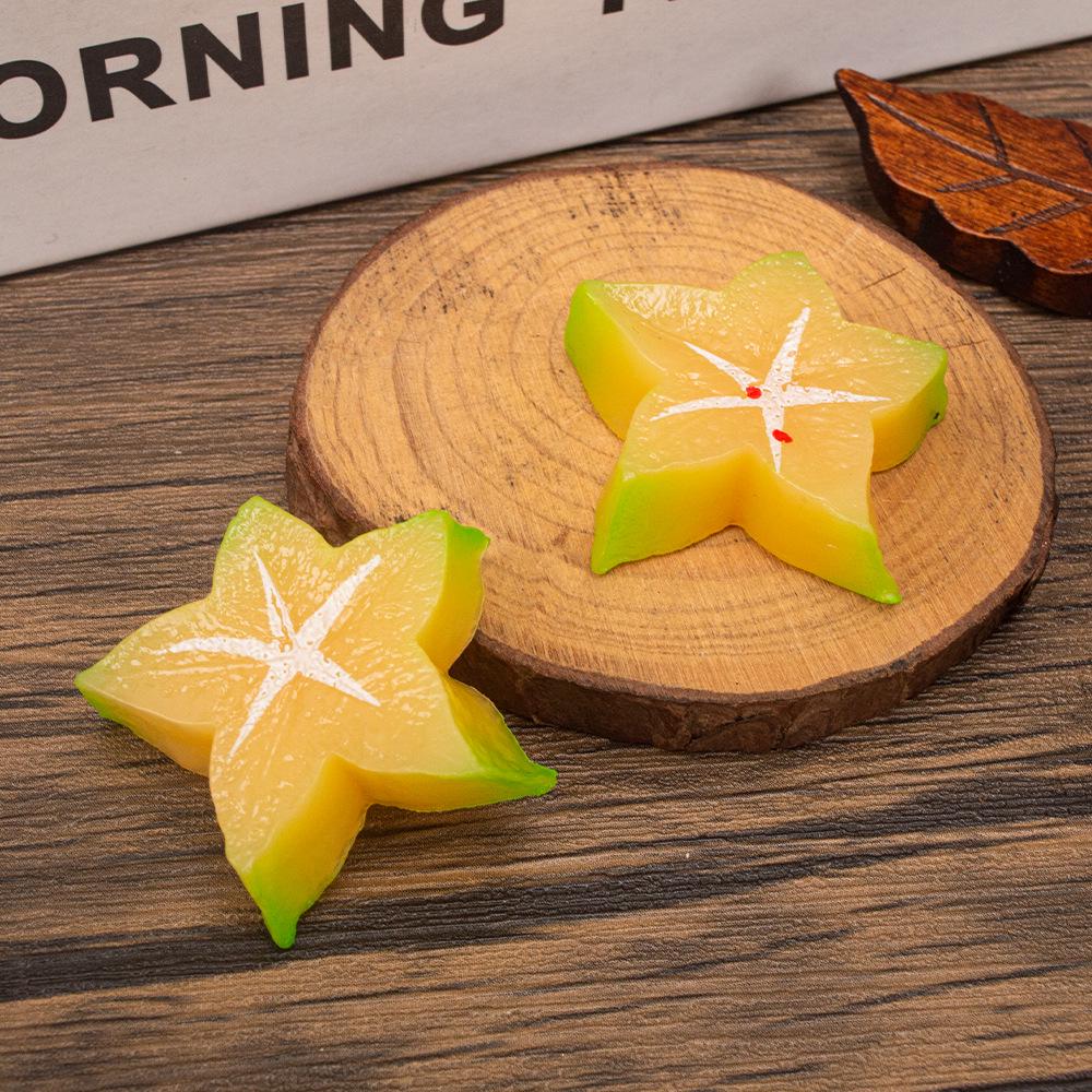 

Miniature Star Fruit Model Dollhouse Toy and Hair Clip