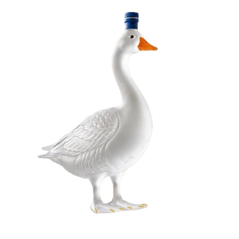 Artistic Design Goose Shaped Vodka Decanter Premium Glass Liquor Bottle for Home Bar Housewarming Gift
