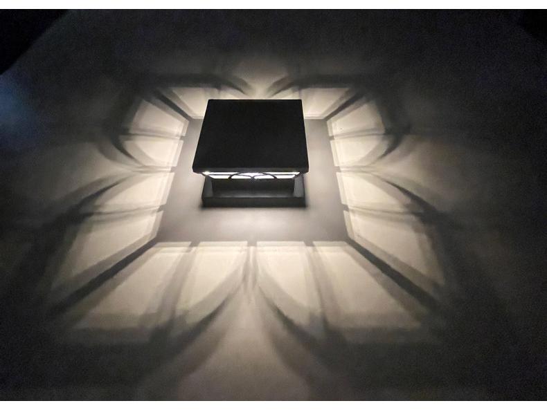 Patterned Solar Pillar Light for Outdoor Courtyard, Villa Gate, or Wooden Post