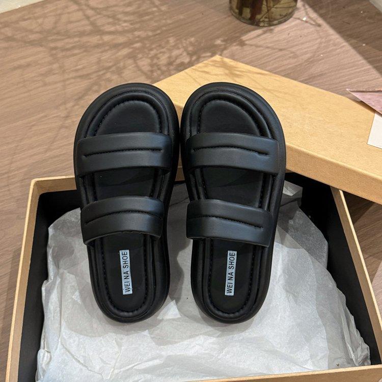Muffin thick-soled cool slippers women's summer wear 2025 new casual fashion beach sandals high-end one-word drag