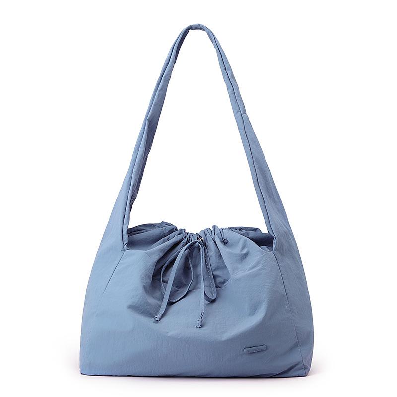 Niche Women's Bags Large Capacity Lightweight Tote Bags Fitness Sports Shoulder Messenger Women's Bags