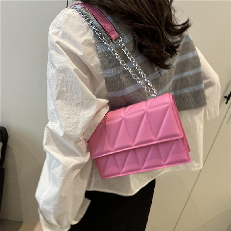 Bag Women's New Small Square Bag Personalized Diamond Chain New Casual Aesthetic Temperament Shoulder Messenger Bag