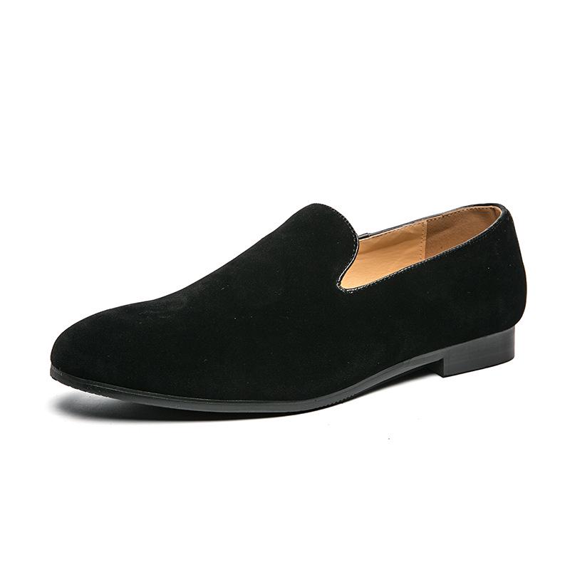 Mocassini da Uomo in Pelle Scamosciata Slip-On con Tacco Nascosto, Punta Affusolata in Pelle Stile Britannico.