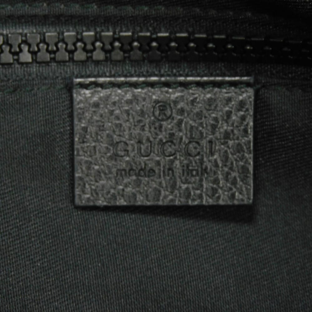Used 9539 GG Nylon Messenger Bag 509639 7921 Crossbody Logo Embossed Black Men's from Japan AUTHENTIC