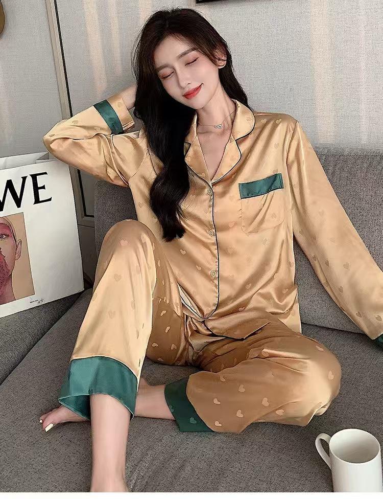 Ice Silk Women's Pajama Set - Thin Long Sleeve Top & Pants for Spring/Autumn.
