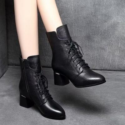 Vielseitiger Stiefel - Neue hochhackige Kurzstiefel aus weichem Leder für Damen, mit zusätzlicher Isolierung. Damenschuhe.
