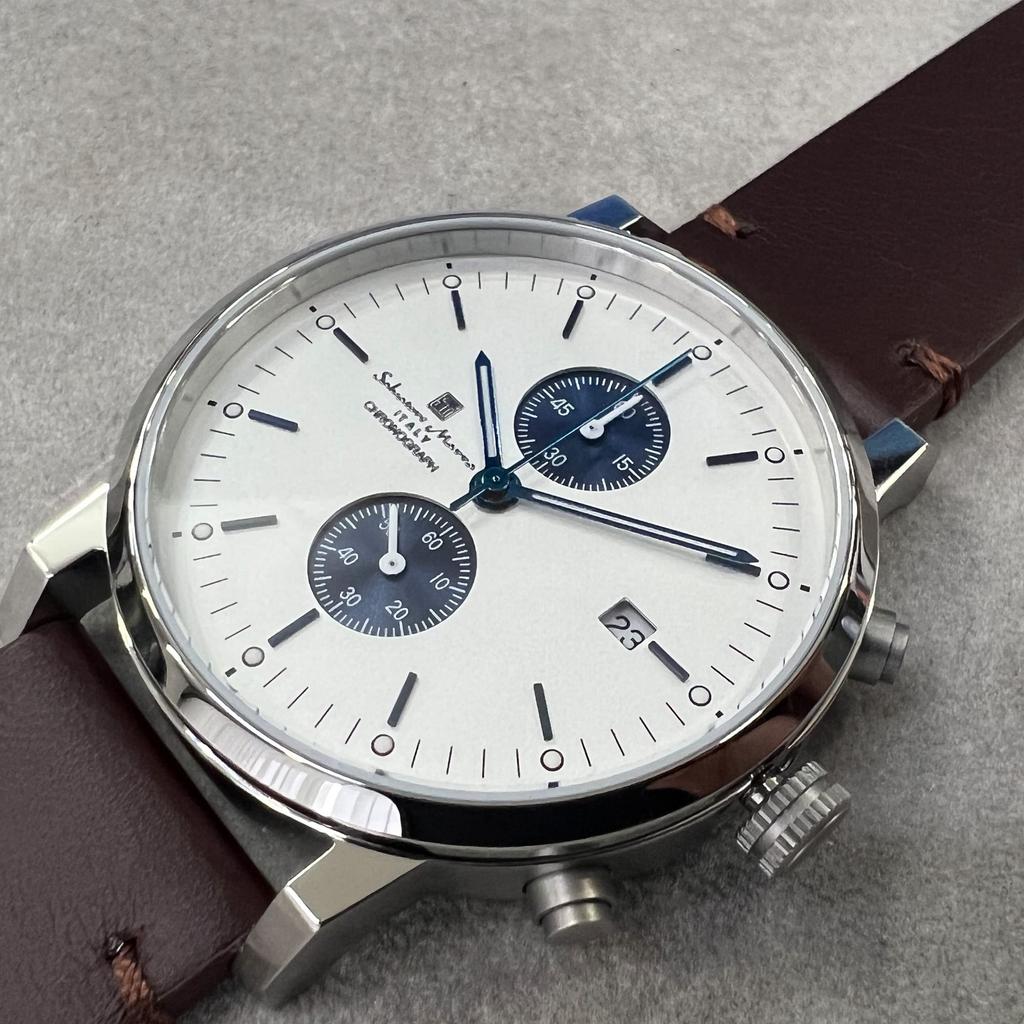 Salvatore Marra Unisex Slim Analog Quartz Leather SSWH Watch, Simple, Movement, Chronograph, Strap, Silver/White,