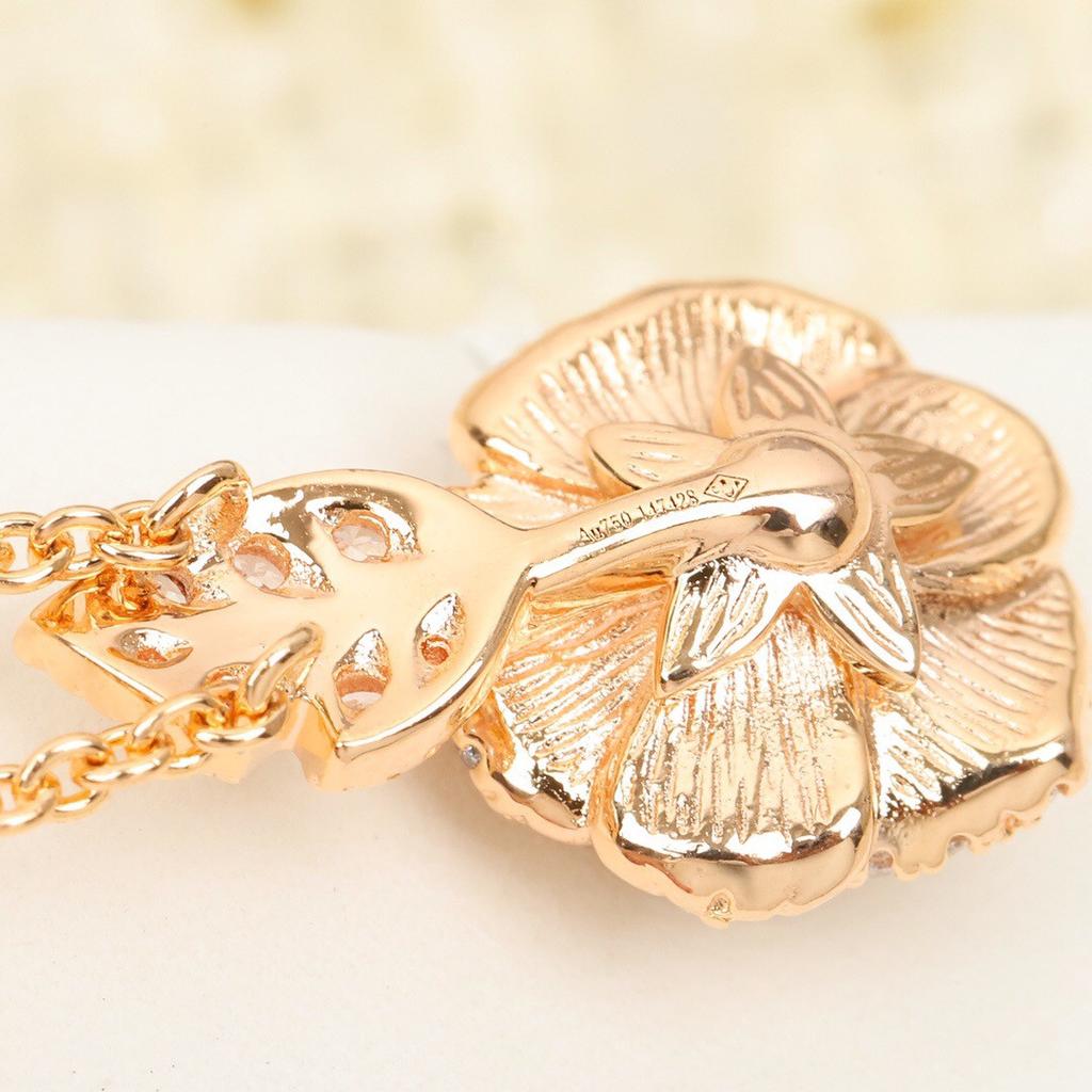 2024 New Top Quality Popular Brand Anniversary Gifts Luxury Jewelry Necklaces For Women Rose Flower Wedding Engagement Charms
