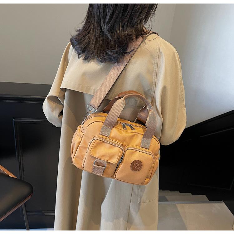 New Fashionable Multi-pocket Women's Bag Anti-splashing Nylon Bag Large Capacity Portable Women's Shoulder Messenger Bag