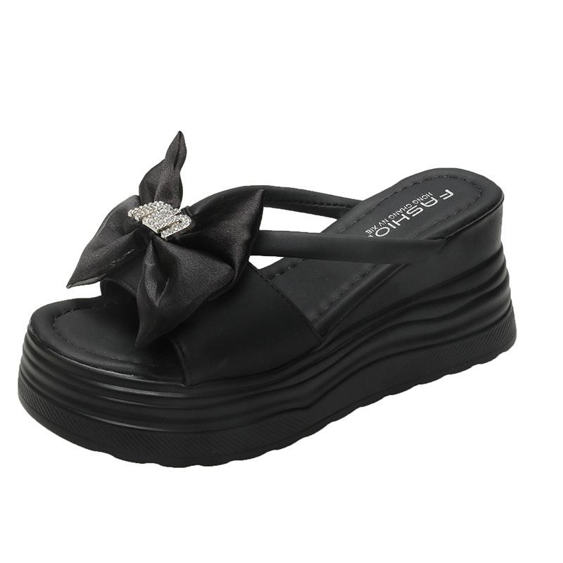 Internet Celebrity Slippers Women's Summer Wear 2025 New Small Thick Bottom Korean Version of Foreign Style Bow Beach Sandals