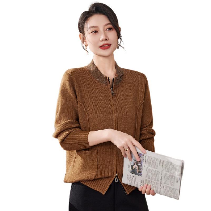 New middle-aged and old women's clothing noble thickened sweater jacket middle-aged mother autumn clothing knitted clothes