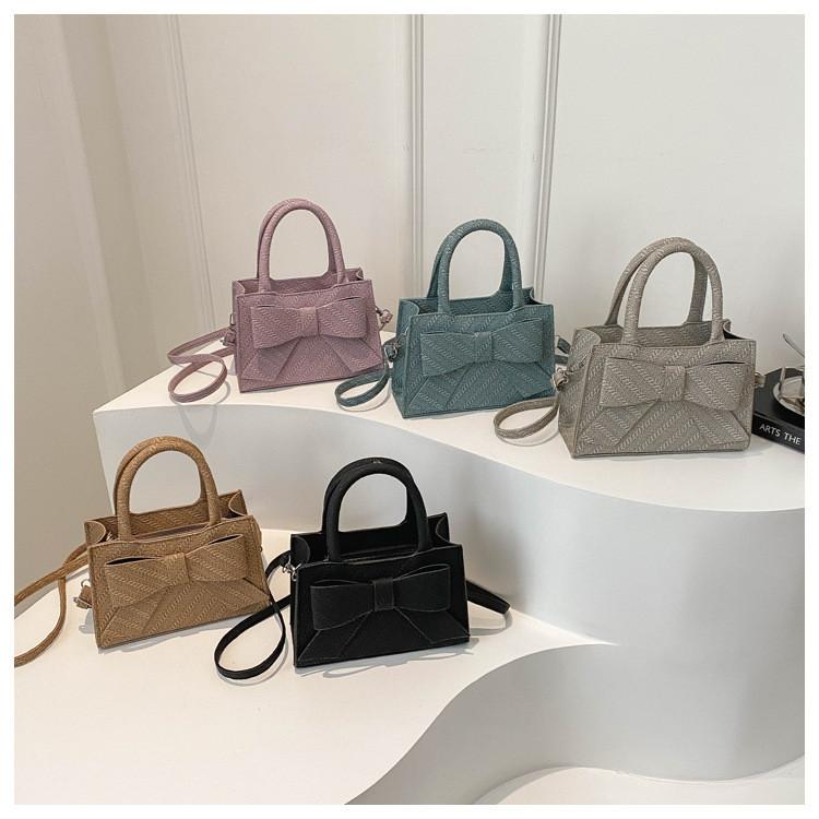 Trendy Street Style Pu Material Butterfly Knot Handbag For Women