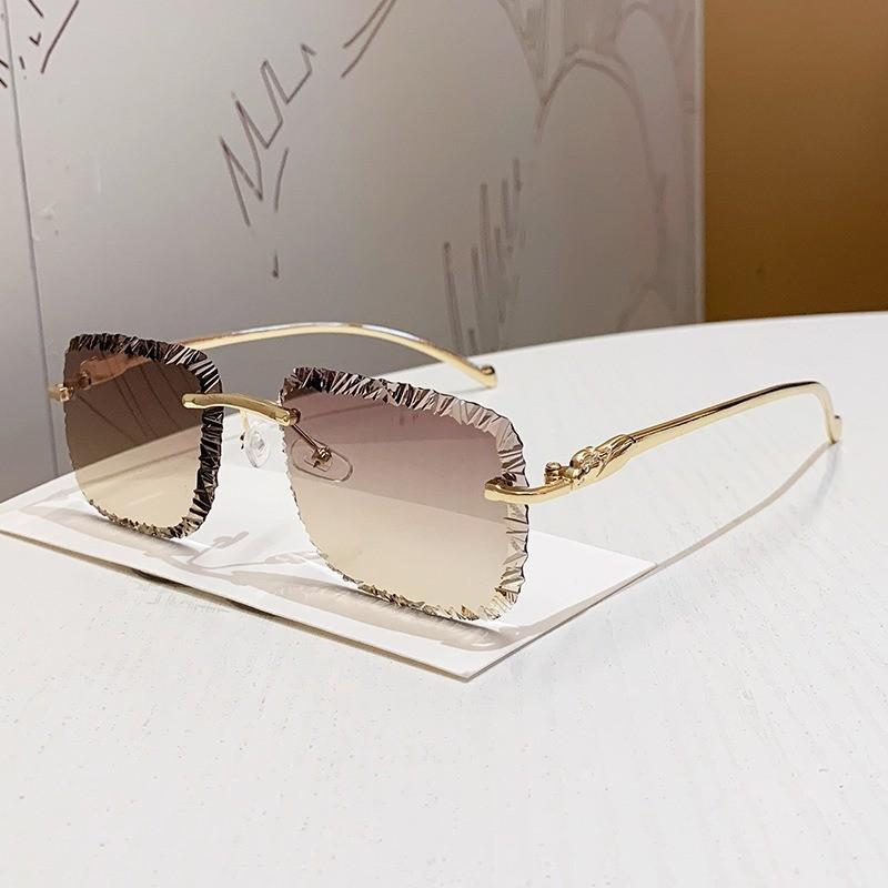 Geometric Square Sunglasses For Women With Uv400 Protection And Metal Frame For Outdoor Travel