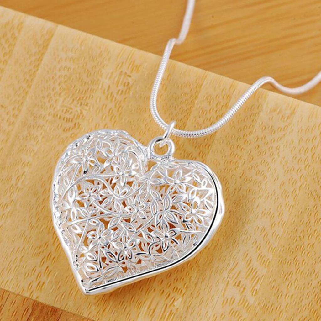 Copper 1Carved Heart Pendant Snake Chain Necklace For Women Fashion Wedding Party Charm Jewelry