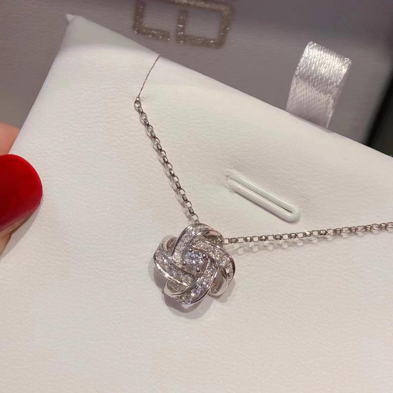 Eternal Flower Necklace: Niche Design, Lucky Pendant, Versatile Women s Gift