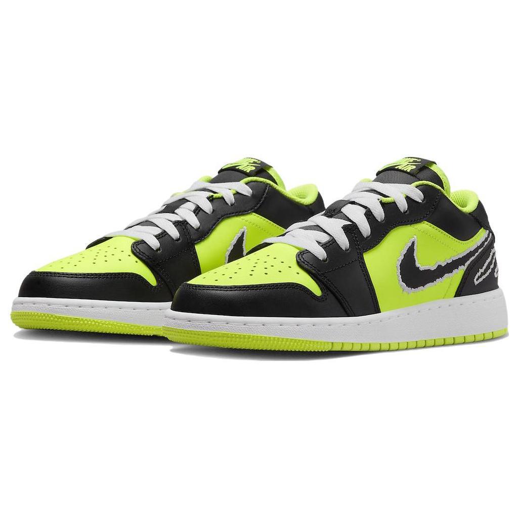 Jordan 1 Low SE Black Cat Volt GS DX6666-701