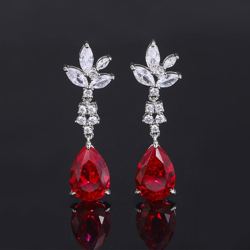 Paraiba Sapphire, Jewelry Delivery Simulation Ruby, Long Emerald.
