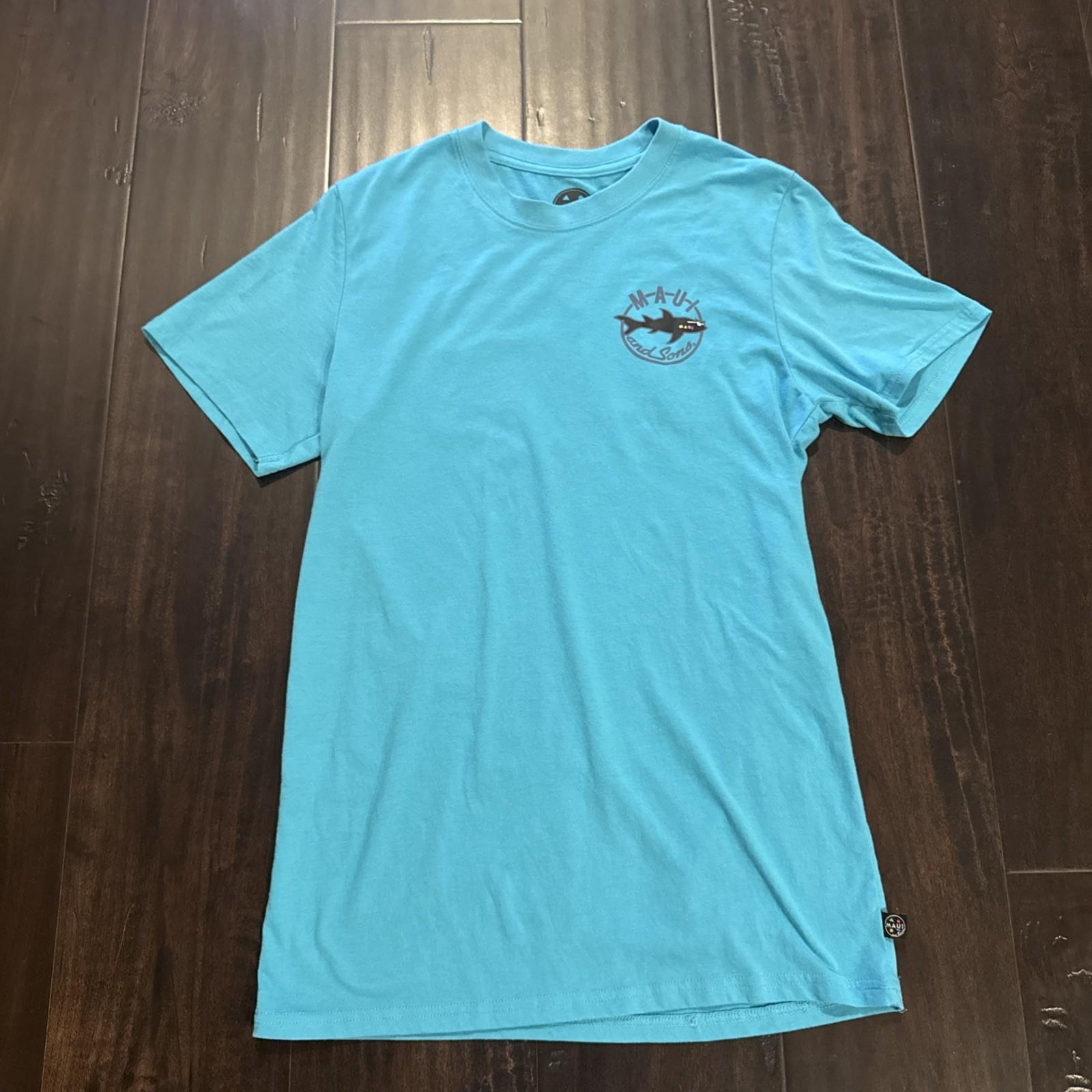 Maui Sons Men’s Tropical Blue Shark Graphic Short Sleeve T-shirt Size Small XXL